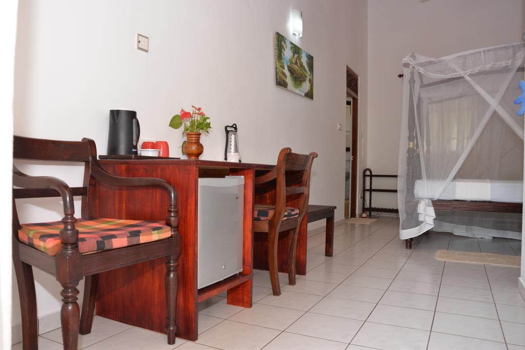 Surf Villa Hikkaduwa Εξωτερικό φωτογραφία