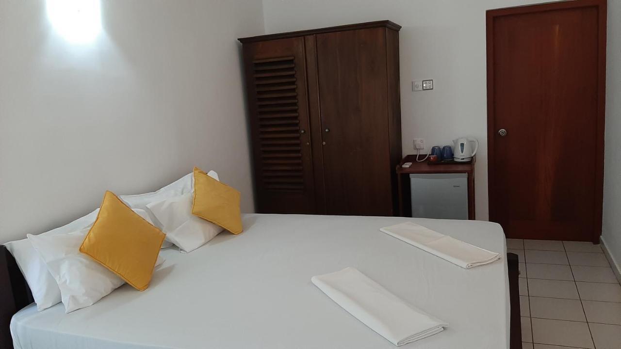 Surf Villa Hikkaduwa Εξωτερικό φωτογραφία